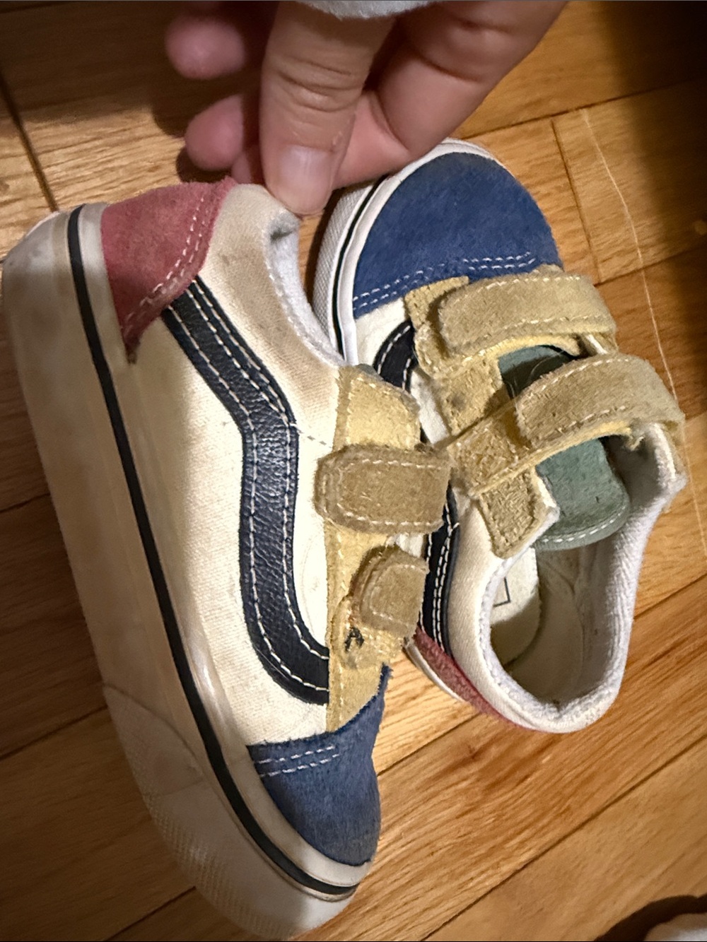 Vans Kids Multicolor Velcro Canvas Sneakers in Blue, Red, Cream, Tan